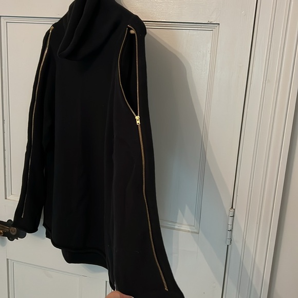 French Connection Sweater NWT - Picture 2 of 8